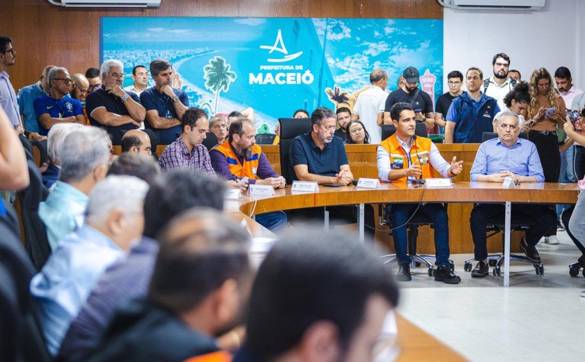 Vítimas do afundamento e cientistas não acreditam nos informes da Braskem e da Prefeitura