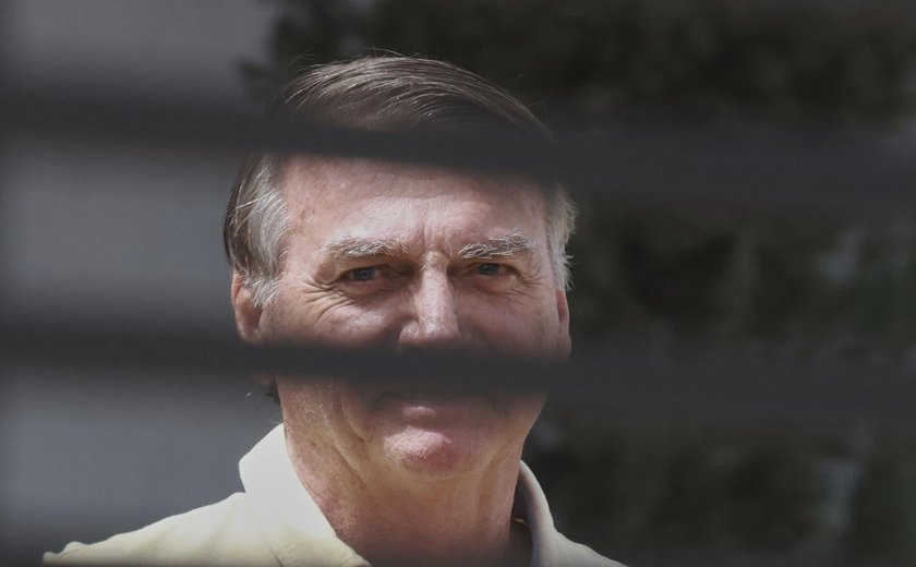 Minuta da anistia prevê perdão a Bolsonaro e torna ex-presidente elegível para 2026