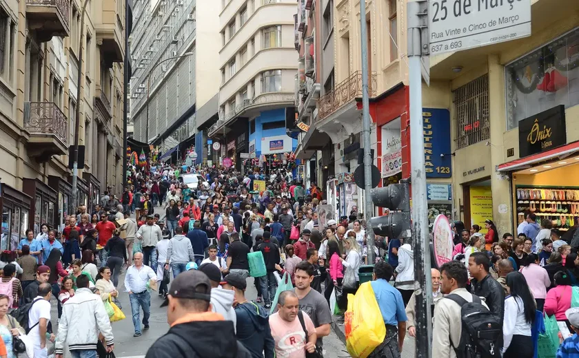 Custo de vida na Grande São Paulo sobe 0,97% no 1º trimestre, diz FecomercioSP