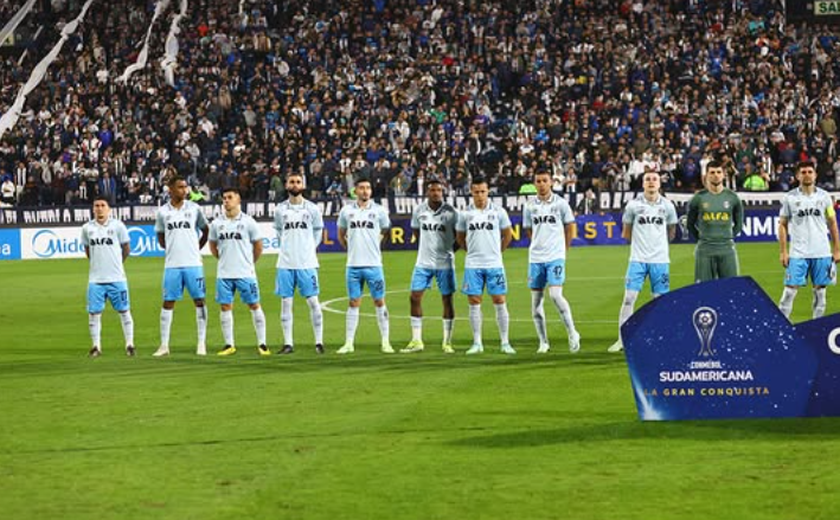 Grêmio sofre 'apagão' e é superado pelo Alianza Lima na ida dos playoffs da Sul-Americana