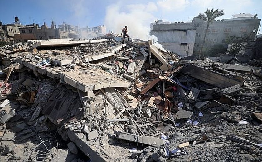 Ataque de Israel no domingo a duas escolas mata 30 na Faixa de Gaza