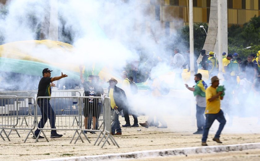 Braga Netto jogava vôlei durante atos do 8 de janeiro, diz testemunha