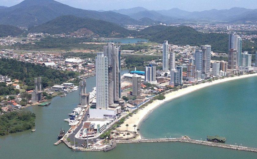 Florianópolis decreta situação de emergência pública por casos de SRAG