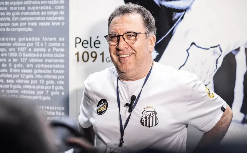 Presidente diz que Santos já tem técnico para 2025, mas faz mistério