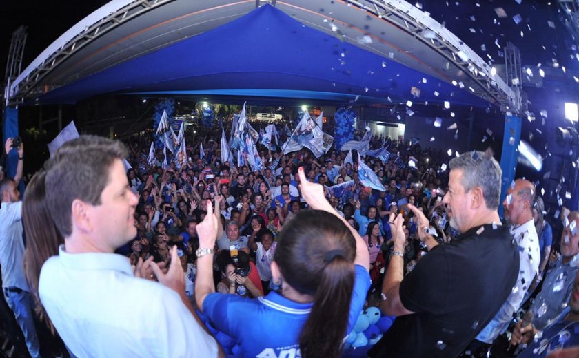 Beto Brito participa de lançamento do Espaço Lado Bom e quer parceria com Dr. JHC para fortalecer políticas públicas em AL