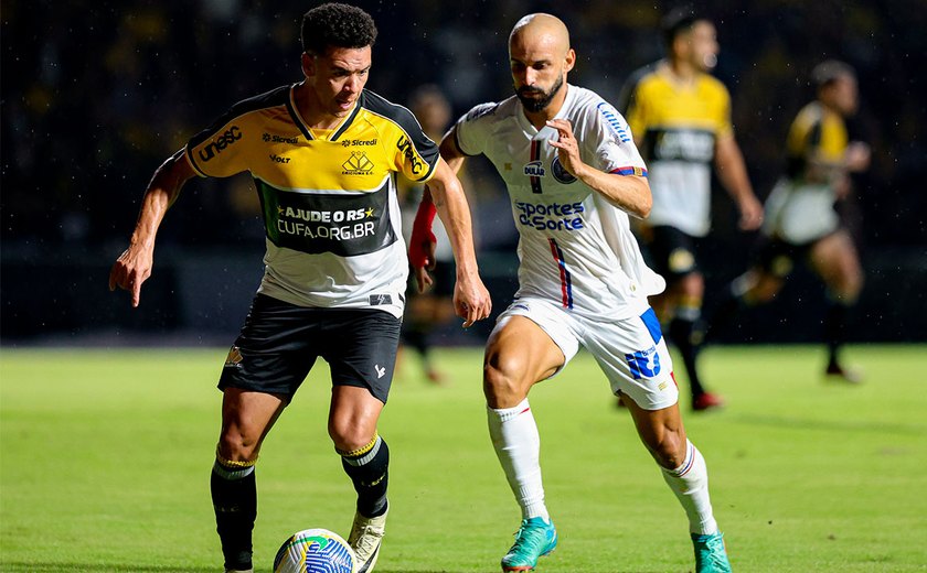 Fluminense busca o empate contra o Criciúma no fim e pontua pela 1ª vez como visitante