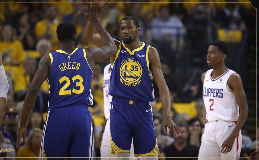 Warriors vencem Nuggets e Curry supera marca de 20 mil pontos na NBA