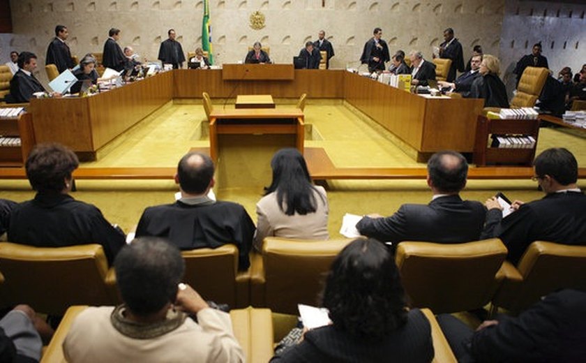 STF suspende lei que dá aumento a servidores do Rio de Janeiro