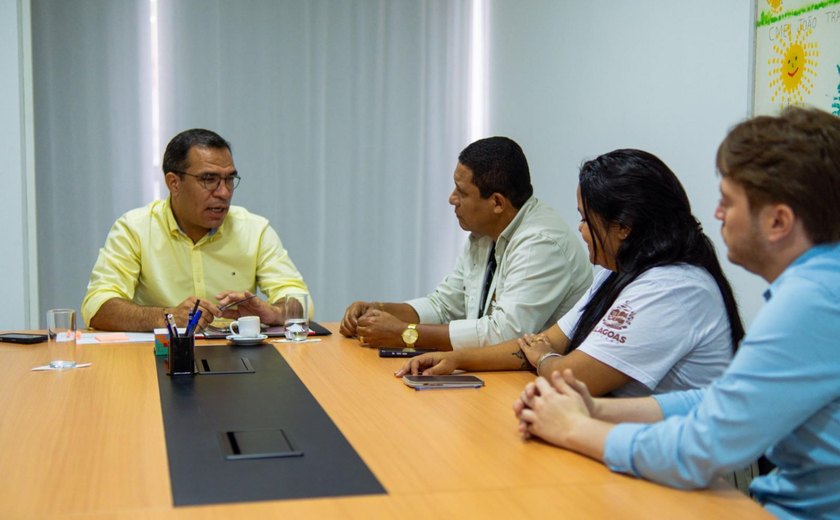 Segov e Serfi discutem novos projetos voltados à economia criativa e ao artesanato alagoano