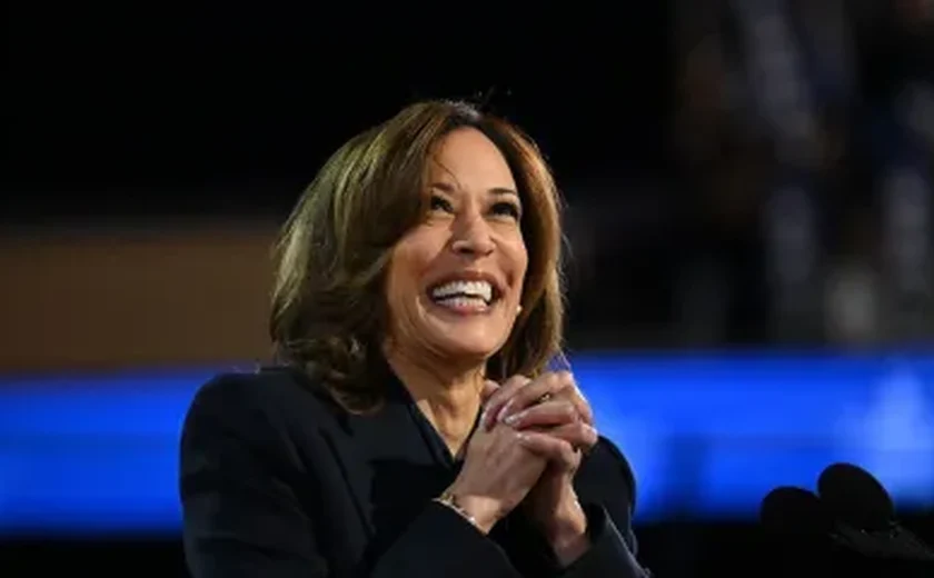 'Meus valores não mudaram', diz Kamala na primeira entrevista como candidata