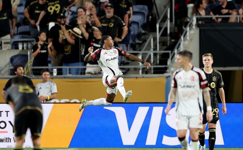 Flamengo fecha primeira fase do Mundial com empate com o Los Angeles