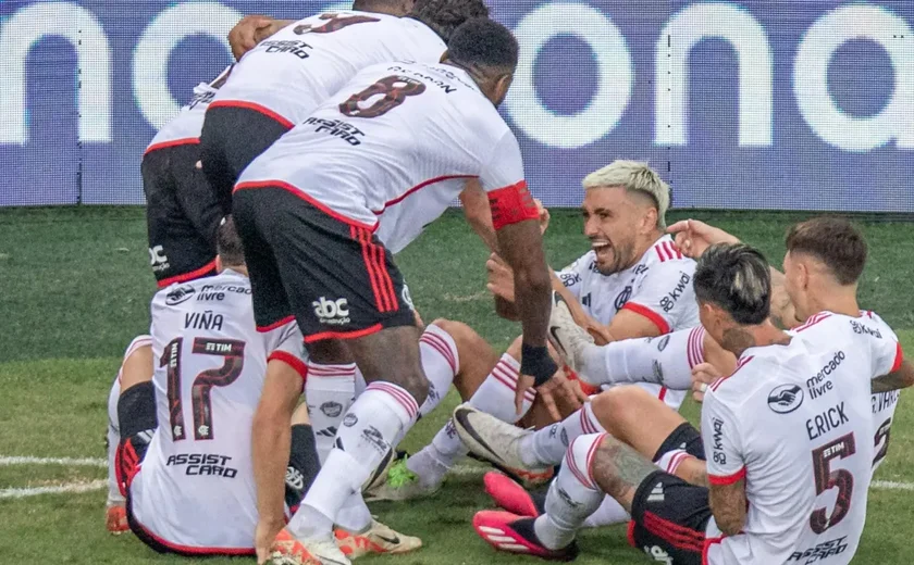 Flamengo e Vasco fazem clássico também na política para levar adiante pautas importantes por estádios