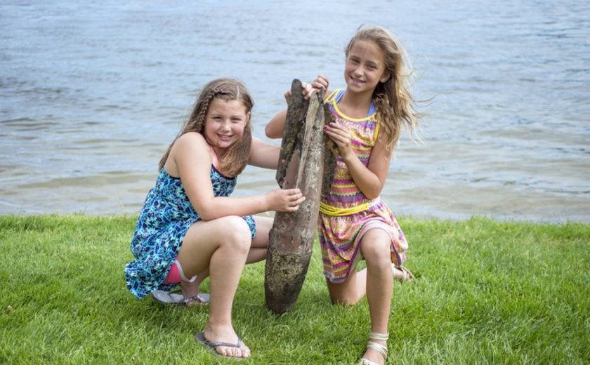 Meninas encontram bomba da 2ª Guerra Mundial em lago no Michigan