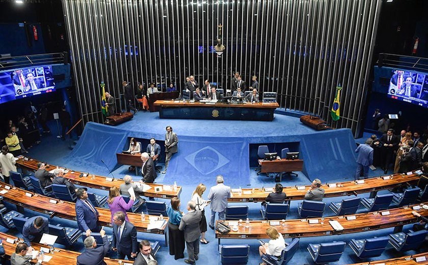 Divulgação de estoques de remédios nas farmácias do SUS vai a Plenário na quinta