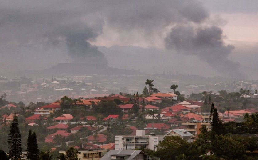 Prédios são incendiados durante tumultos no território francês de Nova Caledônia