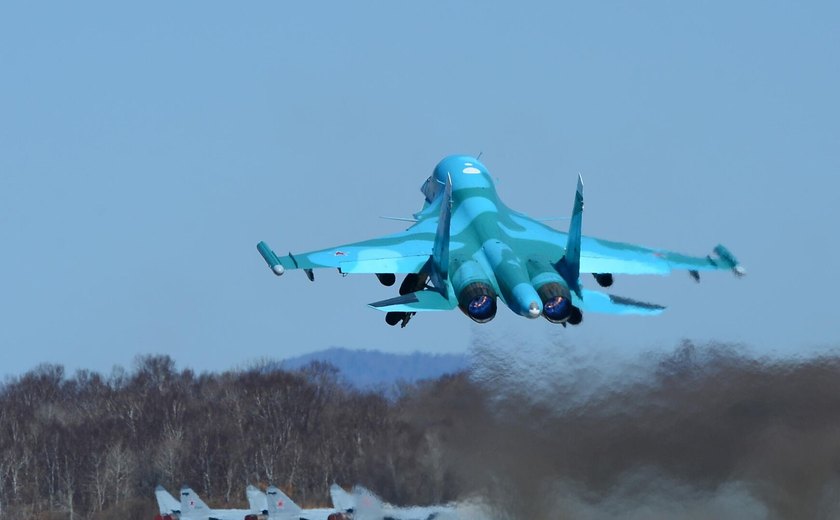Mídia: caça Su-34 redefine o poder aéreo da Rússia com alcance, carga e versatilidade incomparáveis