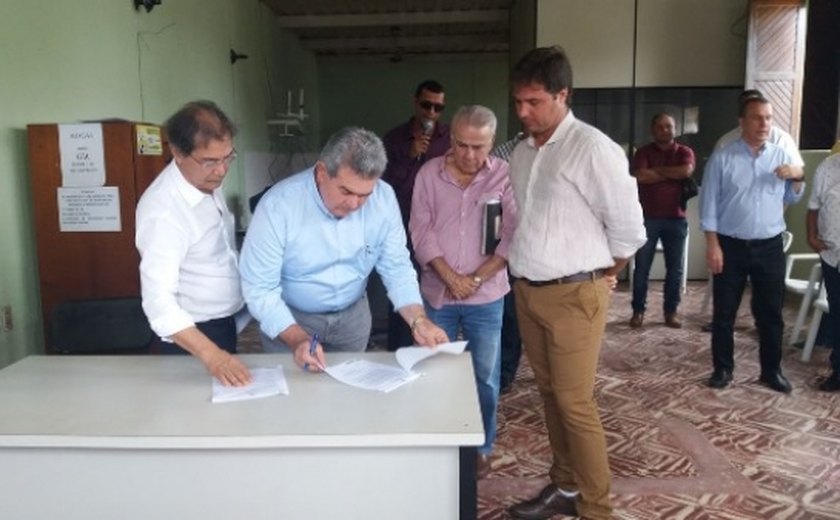 Seagri e Emater assinam convênio com município de Capela