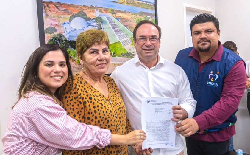Prefeitura repassa mais de R$ 1 milhão a 8 associações que cuidam de crianças e adolescentes em Arapiraca