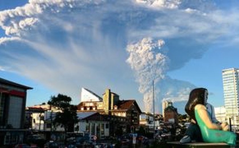 Cinzas do Vulcão Calbuco chegam a Buenos Aires e aéreas cancelam alguns voos