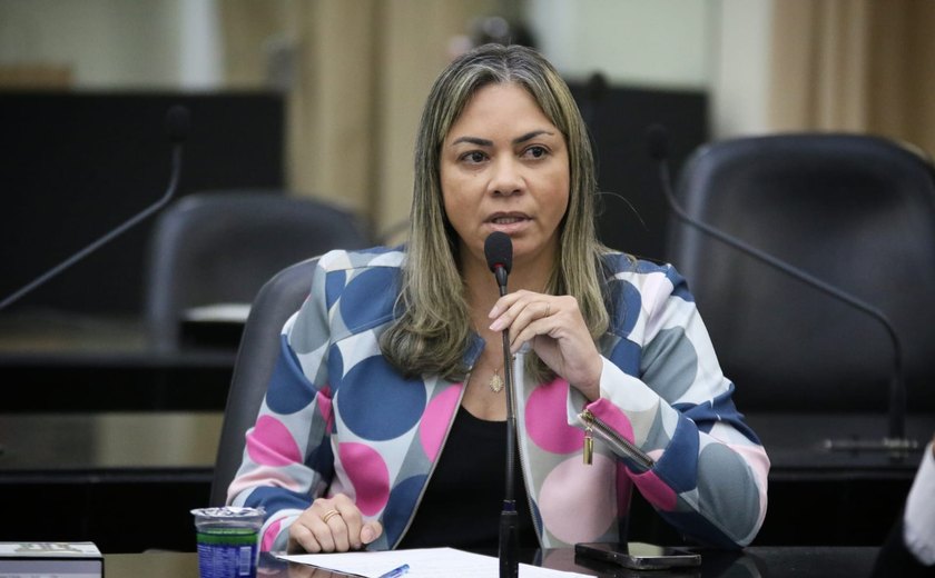 Flávia Cavalcante denuncia agressão do DMTT e da Guarda Municipal de Maceió contra líder comunitário
