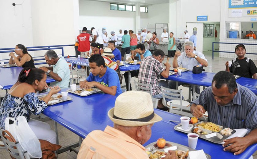 Restaurante Popular de Maceió fecha no feriado