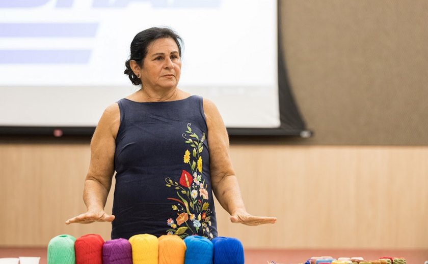 Oficina de Bordado contribui com o aprimoramento de artesãs alagoanas atendidas pelo Sebrae