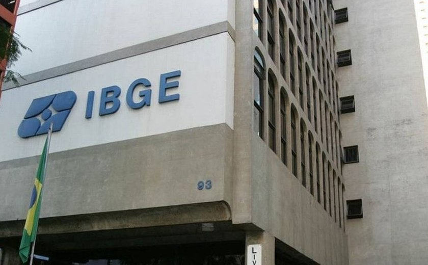 Produção industrial opera acima do nível pré-pandemia em apenas 4 de 15 locais, diz IBGE
