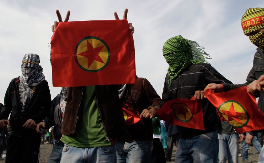 Turquia espera que Damasco resolve questão dos militantes curdos
