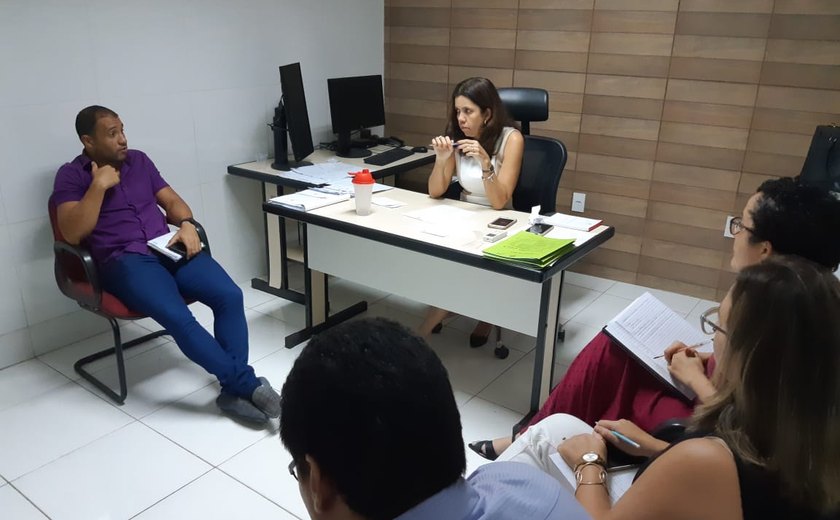 Campus Marechal Deodoro volta ao Ministério Público para reivindicar transporte intermunicipal