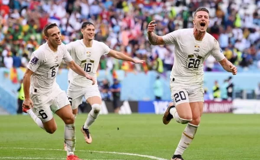 Em jogo de seis gols, Camarões e Sérvia empatam pelo Grupo do Brasil