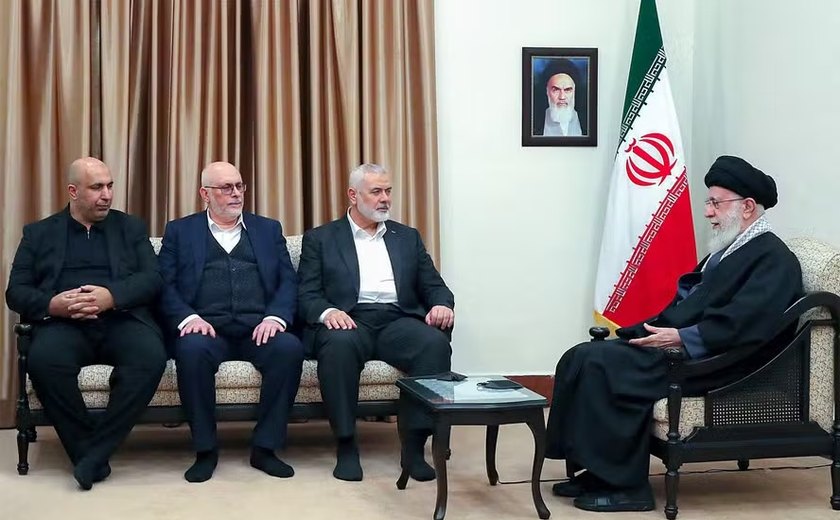 Líder supremo do Irã promete resposta a ataque que matou chefe do Hamas: 'Dever de buscar vingança'
