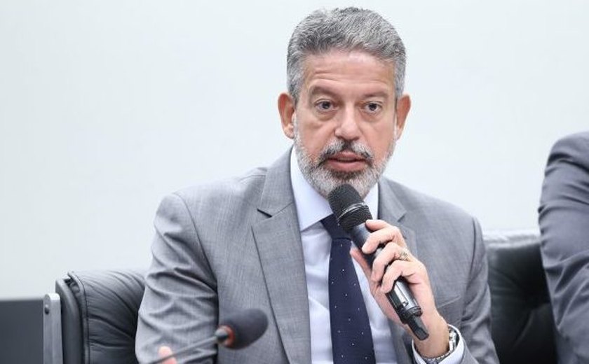IR: Lira diz que vai eliminar mecanismos do redutor e do crédito