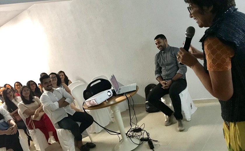 Workshop debate espaços vazios com profissionais e estudantes de arquitetura em Arapiraca