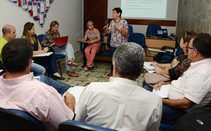 Técnicos da Sesau discutem regionalização dos serviços no Baixo São Francisco