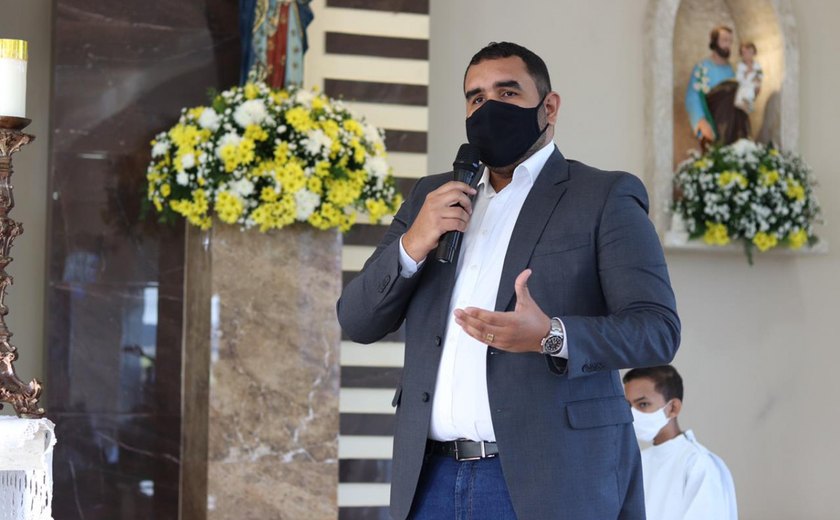 Tiago Freitas inaugura obras em comemoração aos 134 anos de emancipação política de Piranhas