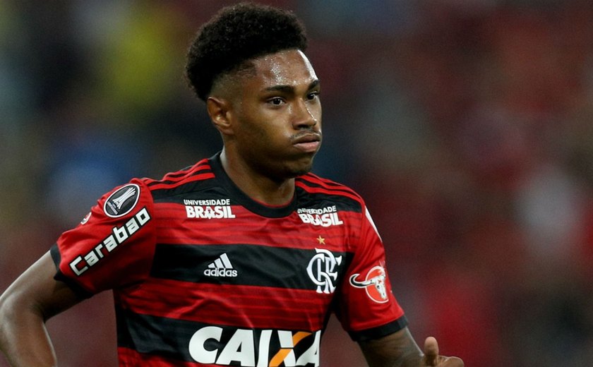 Vitinho supera ansiedade e projeta &#8216;jogo mais importante do ano&#8217; para o Flamengo
