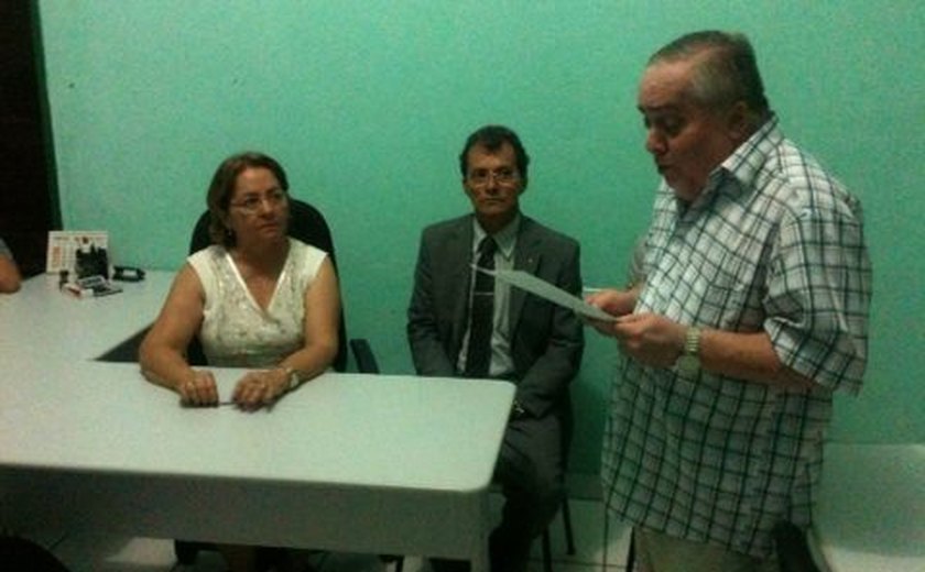 Geralda Ferro toma posse como prefeita em Estrela de Alagoas