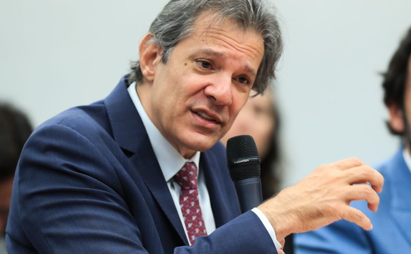 Haddad anuncia corte de R$ 29,5 bilhões no orçamento