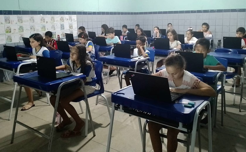Escola arapiraquense é contemplada com certificado internacional de tendências em matemática e ciências