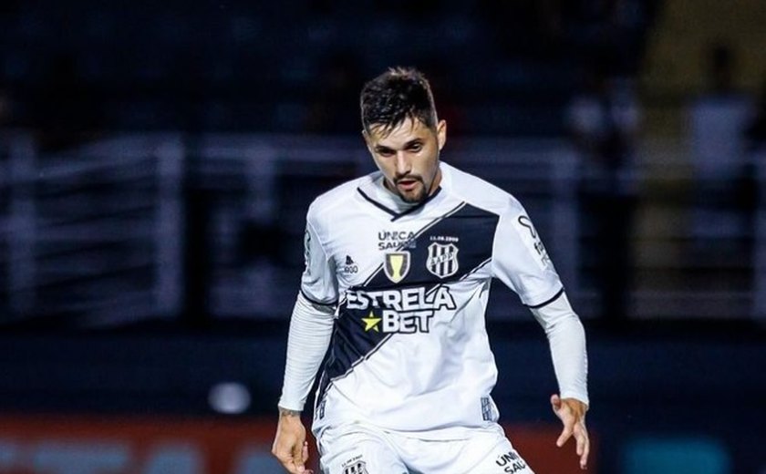 Lateral da Ponte Preta puxa responsabilidade para o elenco na Série B: 'Vamos reagir'