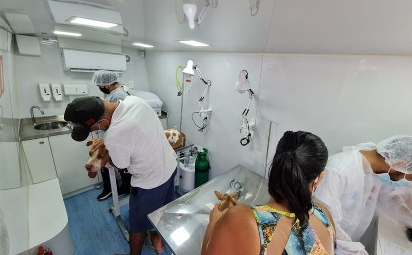 Castramóvel inicia atendimentos no Benedito Bentes