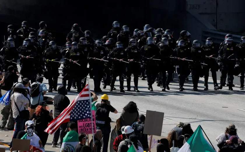 Fuzileiros ficarão 60 dias em Los Angeles, diz pentágono