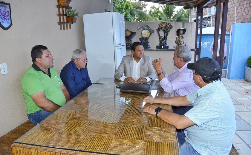 Prefeitura de Palmeira e Conab discutem fortalecimento da produção agrícola do município
