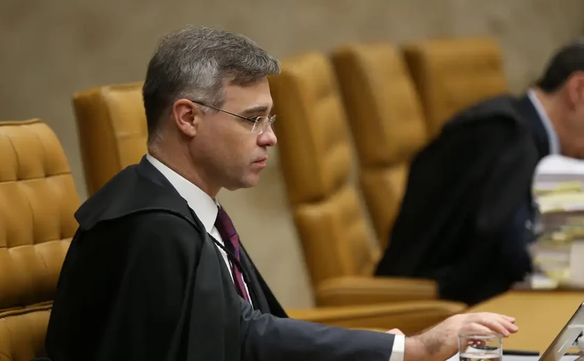 Mendonça reconsidera decisão que suspendeu punição a federações
