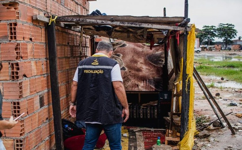 Convívio Social remove estrutura utilizada para tráfico de drogas no Benedito Bentes