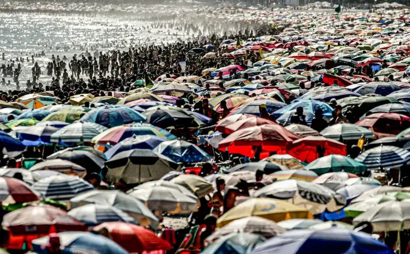 Torcedores do Boca relatam emboscada em praia no Rio: 'Levaram bolsas, nos bateram com cadeiras, com paus'