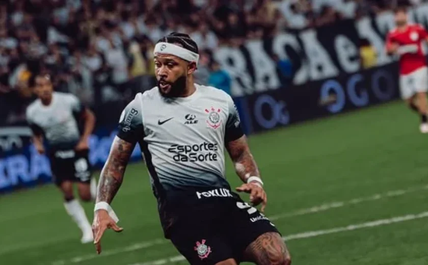Melhor em campo, Memphis diz que Corinthians está aprendendo a controlar as partidas