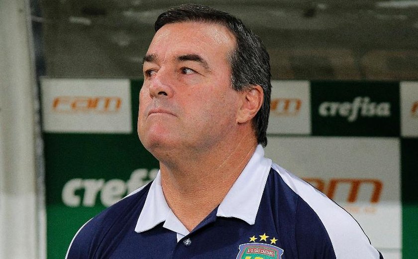 Guarani confirma Pintado como técnico para a sequência da Série B, o 3º na temporada