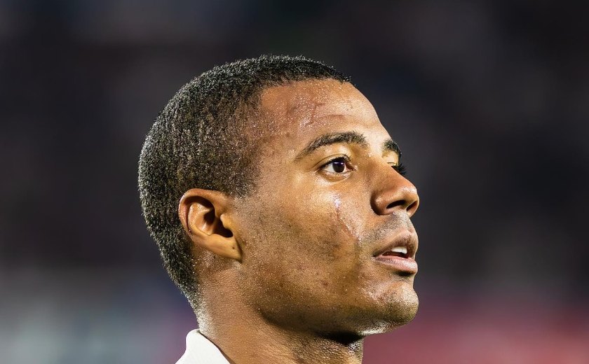 Alvo do Flamengo, meio-campista De La Cruz recebe proposta do Al Duhail, do Catar