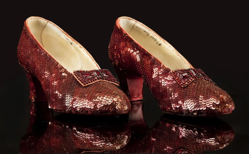 'O Mágico de Oz': entenda o furto dos sapatos usados por Judy Garland nas gravações do filme
